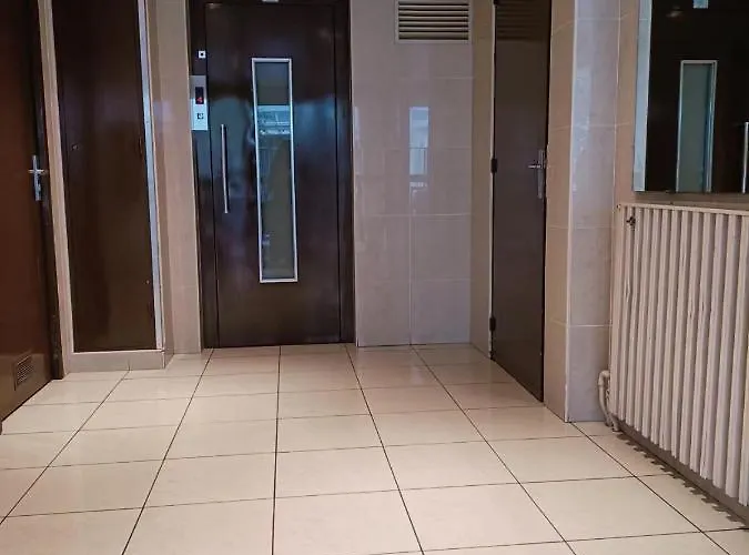 Bright & Calm Grand -la Paris- Near Metro * 파리