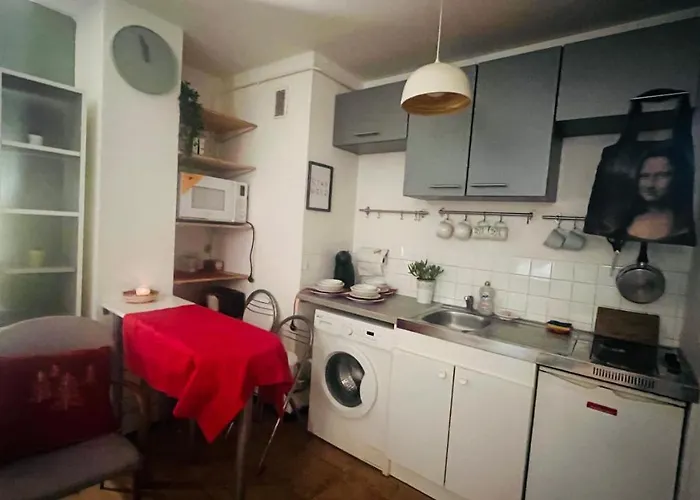 Bright & Calm Grand -la Paris- Near Metro 아파트 *